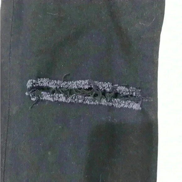 Reformation Black “high and‎ skinny” Jean in faded black destroyed Size 27 - Picture 5 of 16